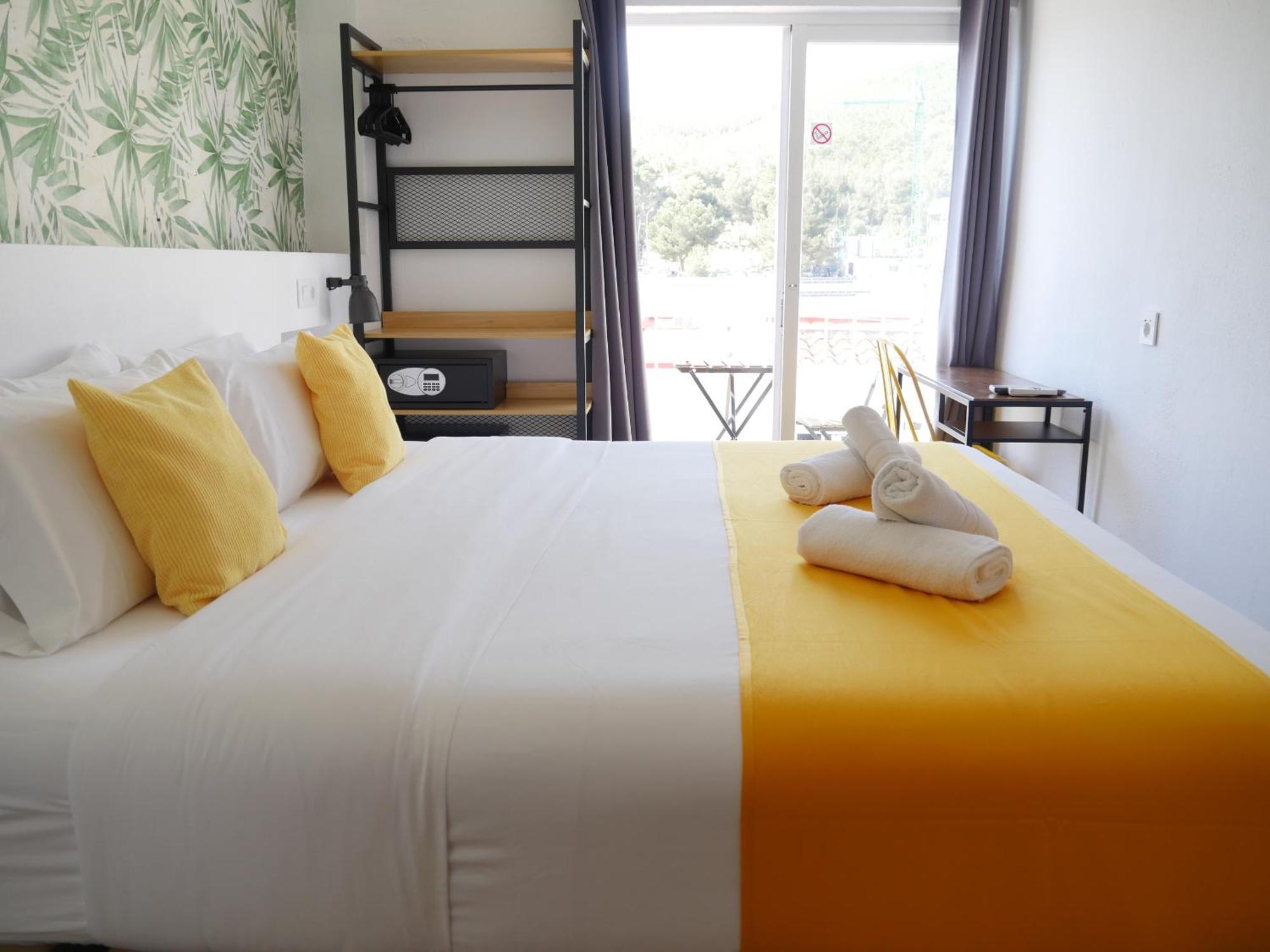 Nanit Rooms Ibiza Hostal Santa Eularia des Riu Phòng bức ảnh